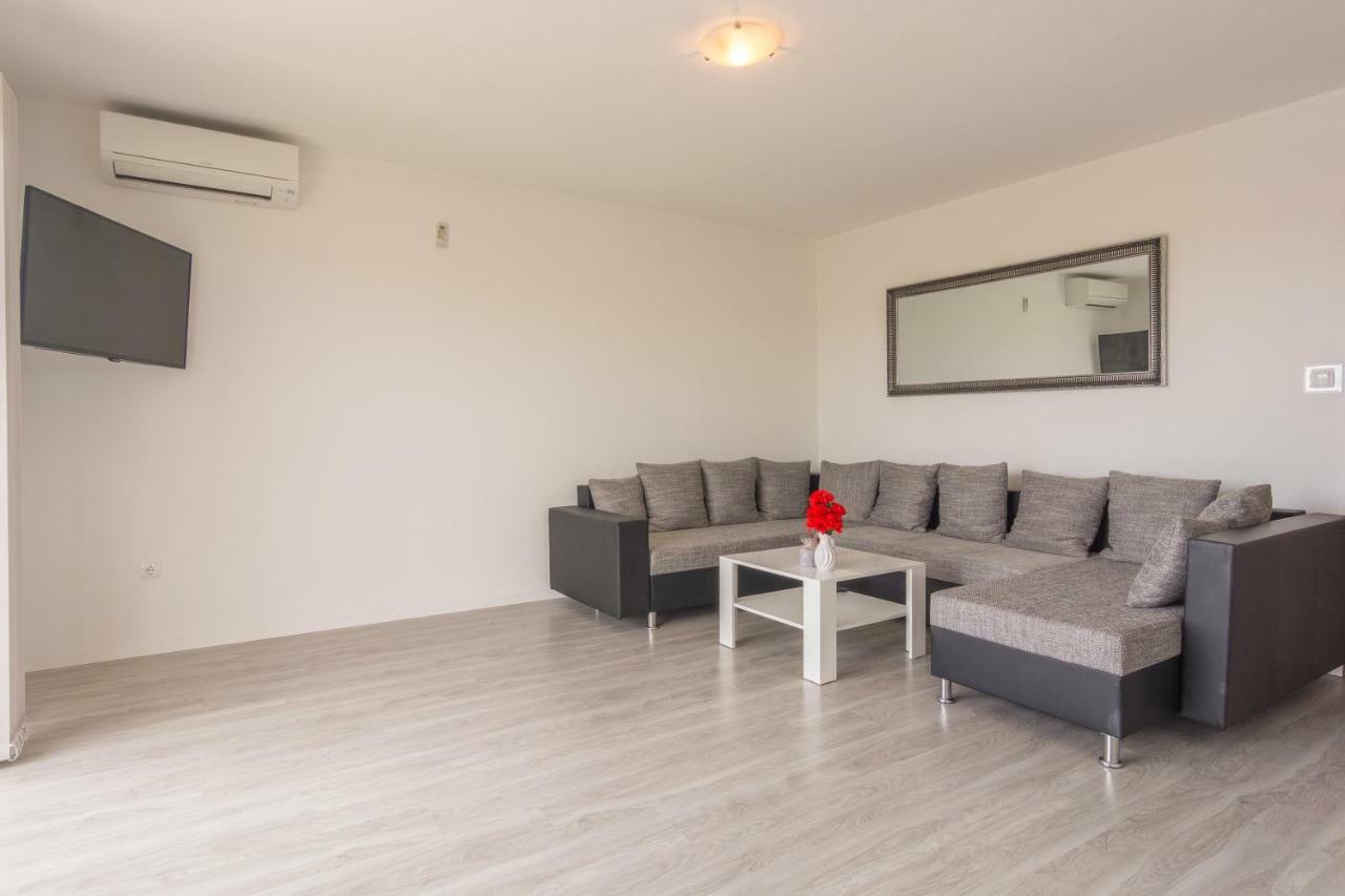 Apartment Kozina ザダル エクステリア 写真