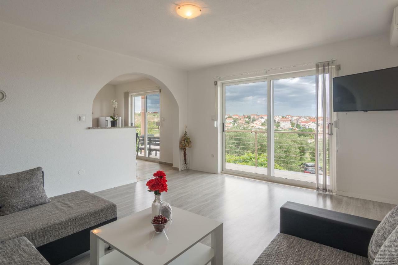 Apartment Kozina ザダル エクステリア 写真
