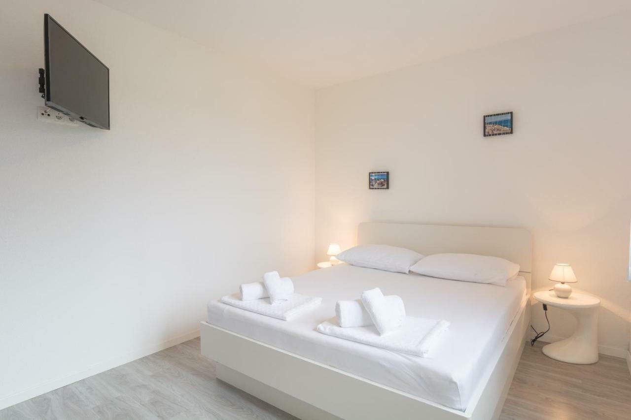 Apartment Kozina ザダル エクステリア 写真